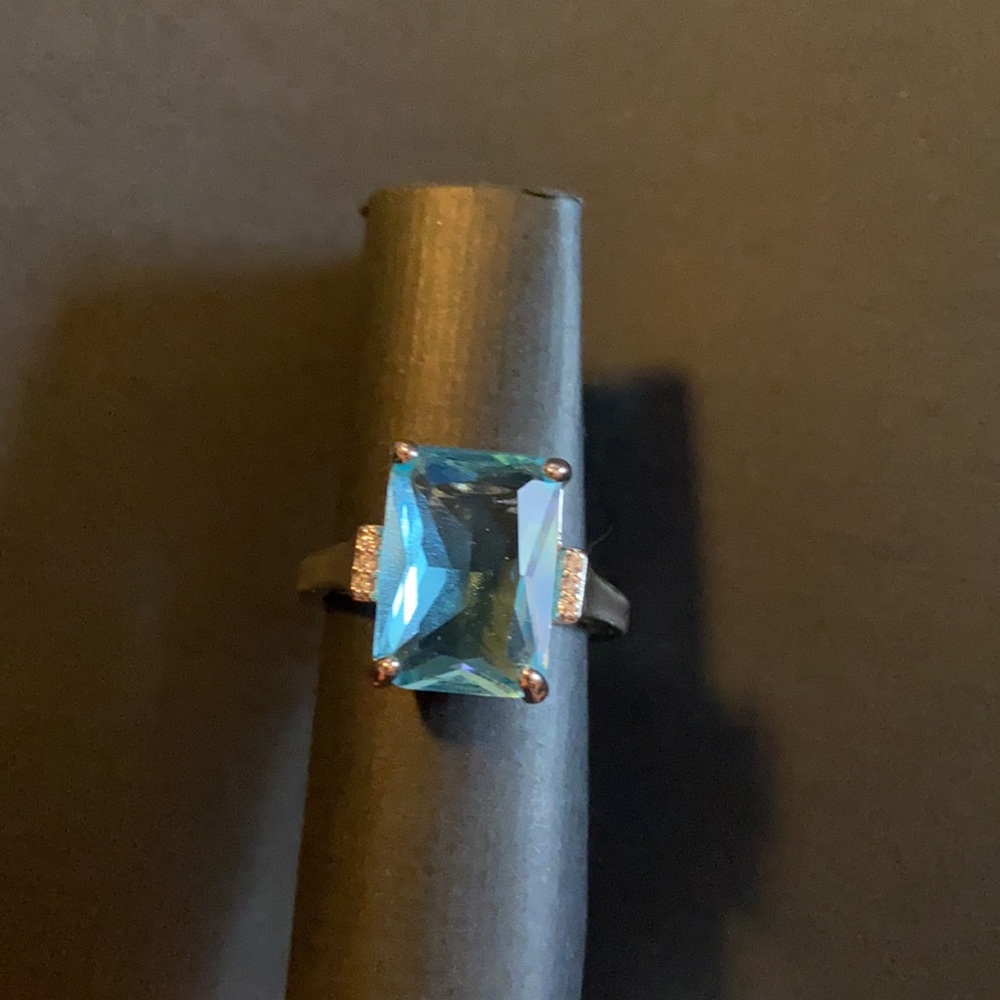 Large blue stone ring - Picture 3 of 7